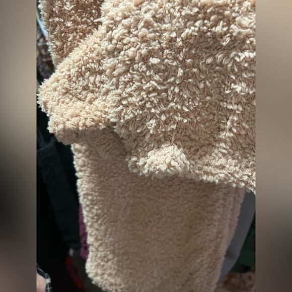 Calvin Klein Fuzzy joggers - Picture 3 of 4